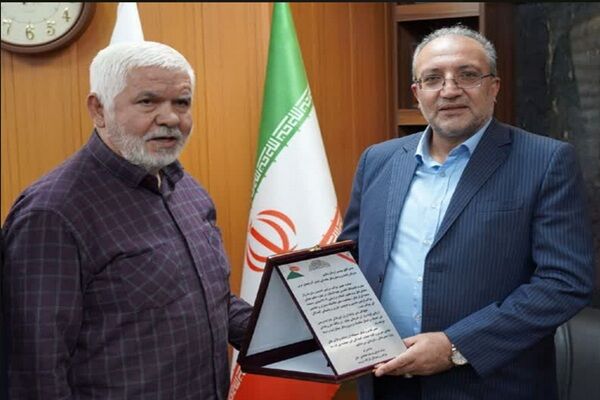 ببینید | تجلیل موکب رزمندگان ثارالله ارومیه از مدیر کل
راهداری وحمل ونقل جاده ای آذربایجان غربی