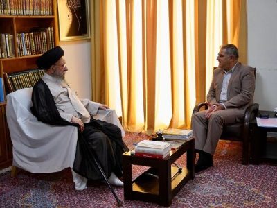 ببینید | نشست صمیمی نماینده ولی‌فقیه در استان گلستان با
مدیرعامل سازمان ملی زمین و مسکن