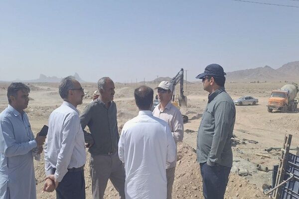 ببینید|بازدید مدیر کل راه و شهرسازی سیستان و بلوچستان از
عملیات ساخت بزرگراه زاهدان-خاش