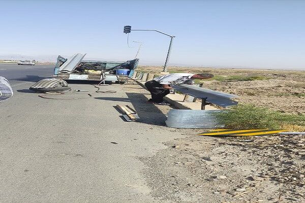 ببینید|تعمیرات و نصب گارد ریل در محور های شرق سمنان