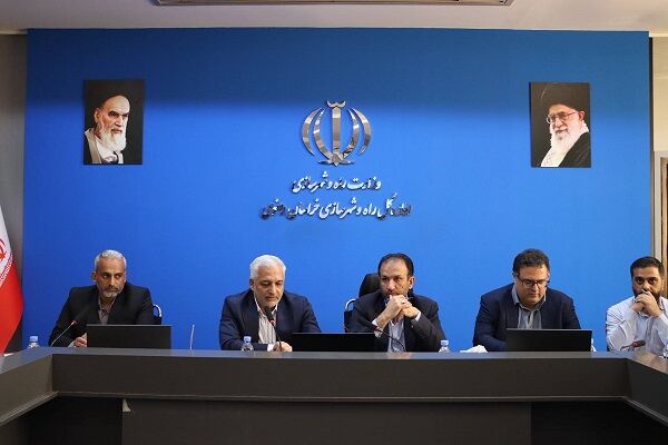بررسی طرح نهضت ملی مسکن شهر سنگان خراسان رضوی با تأکید بر
رفع موانع اجرایی
