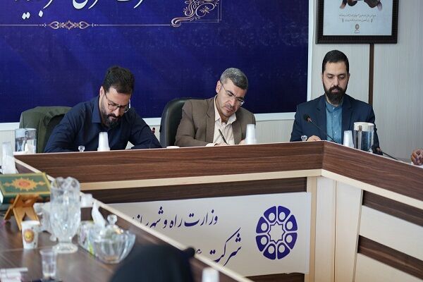 بررسی مسائل اجتماعی و فرهنگی شهر جدید مهستان از دیدگاه
فعالان اجتماعی و نخبگان