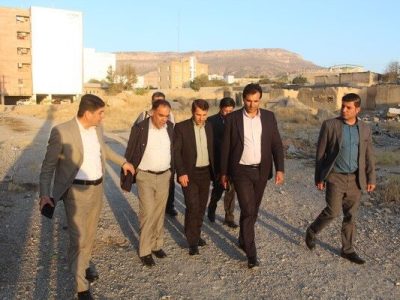 بررسی و پیگیری مسائل مربوط به زمین‌های ملی و دولتی استان
ایلام در دستور کار قرار دارد