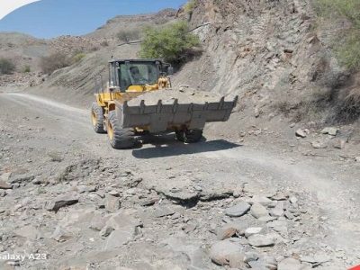 تداوم عملیات بازگشایی محور روستایی ده زیارتان – شهرستان
میناب(هرمزگان)
