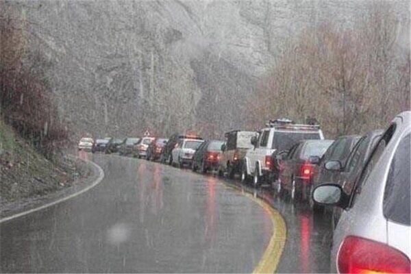 ترافیک سنگین در جاده‌های شمال/چالوس، هراز و آزادراه
تهران-شمال قفل شد