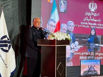عملیات ریل‌گذاری راه آهن کرمانشاه- خسروی آغاز شد