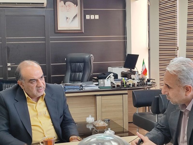 نشست مشترک مدیران کل راه و شهرسازی و زندان‌های استان کرمان
برگزار شد