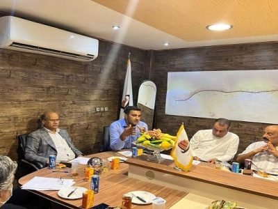 نشست هماندیشی حملونقل کالا در بندر خمیر با حضور معاون
حملونقل اداره کل برگزار شد