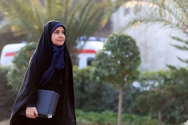 وزیر راه و شهرسازی وارد باکو شد