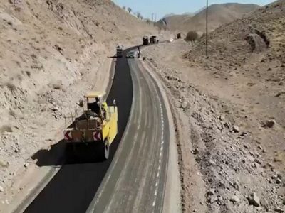 ویدئو | عملیات اجرایی احداث و آسفالت محور روستایی بام – فتح
آباد در شهرستان بام و صفی آباد استان خراسان شمالی