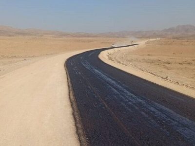 پیشرفت ۳۰ درصدی پروژه احداث و بهسازی محور بام – فتح‌آباد در
شهرستان بام و صفی‌آباد