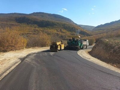 اجرای عملیات بهسازی راه روستایی یانه سر شهرستان
بهشهر