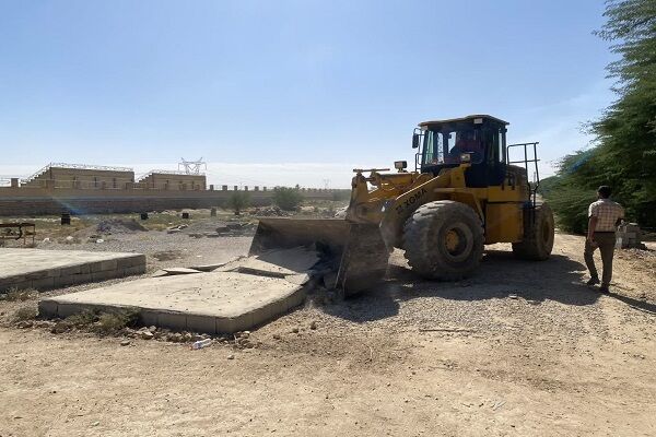 اراضی ملی در دزفول به ارزش ۴۰ میلیارد ریال رفع تصرف
شد