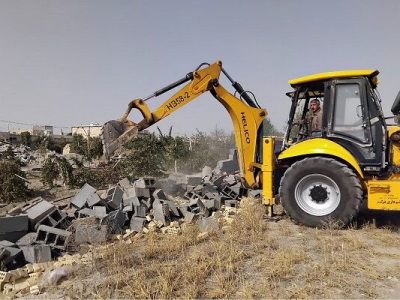 اراضی ملی در شهرستان درگز به مبلغ ۷۰۰ میلیارد ریال رفع تصرف
شد