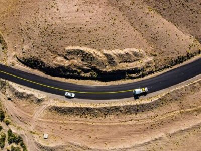 انجام بیش از ۱۲۰۰ کیلومتر خط کشی در محورهای خراسان
جنوبی