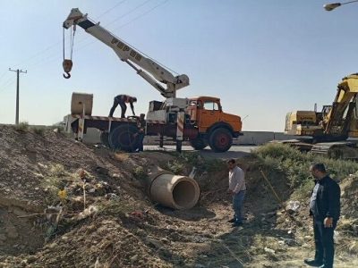 انجام عملیات تعریض دو دهانه پل در محور بزرگراهی شاهرود_
دامغان