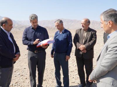 بازدید میدانی مدیرکل راه و شهرسازی کرمان از اراضی ملی، بافت
فرسوده، شهرکهای طرح ملی مسکن و پروژههای راهسازی شهداد