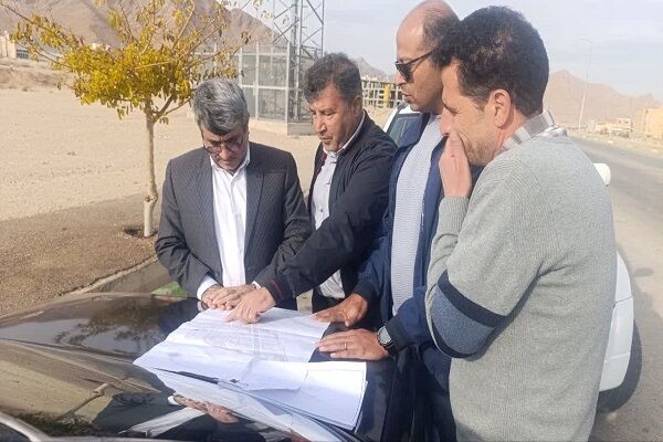 بازدیدمدیرکل راه و شهرسازی شرق استان سمنان(شاهرود) از روند
آماده‌سازی شهرک کوثر