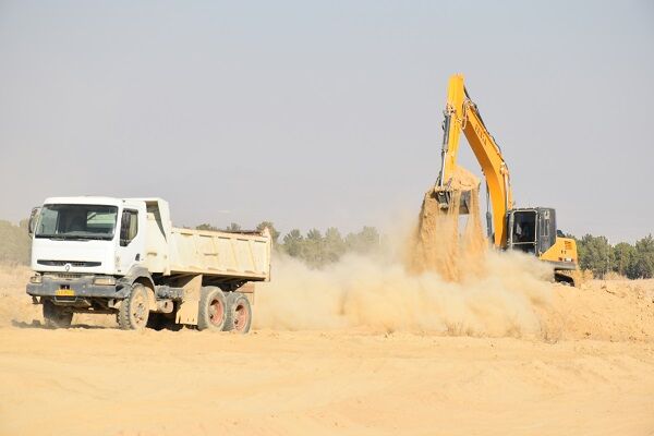 ببینید | ادامه عملیات آماده سازی سایت ۵۵ هکتاری
سمنان