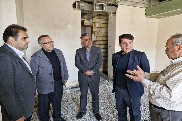 ببینید | بازدید مدیرعامل سازمان مجری ساختمان‌ها و تأسیسات
عمومی و دولتی کشور، از پروژه مسکن ۵۸۸ واحدی شهید نوروزی در شهر
کرمانشاه