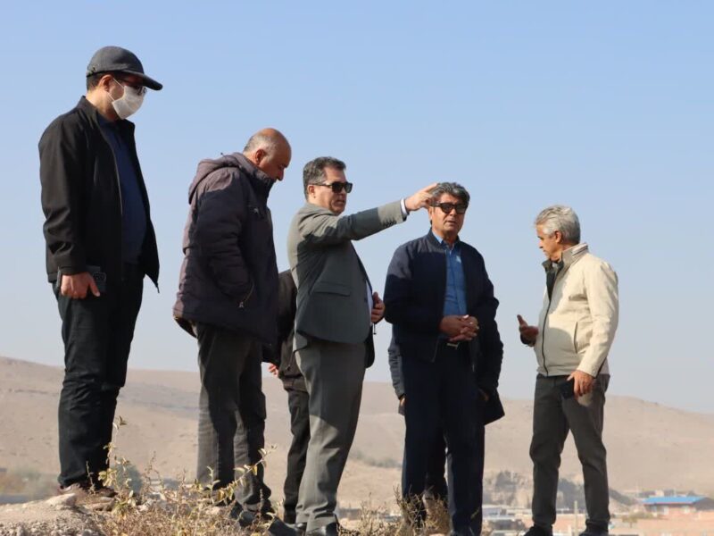 ببینید | بازدید مدیرکل راه و شهرسازی آذربایجان شرقی از روند
پیشرفت پروژه احداث کنارگذر شهر ایلخچی