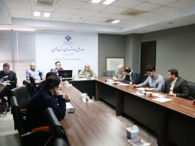 ببینید| برگزاری کمیته فنی کمیسیون ماده ۵ شهرهای آوج،
سگزآباد، تاکستان و محمدیه