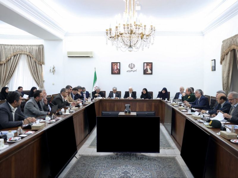 ببینید |بیست و دومین جلسه شورای عالی مسکن به ریاست معاون اول
رئیس جمهور