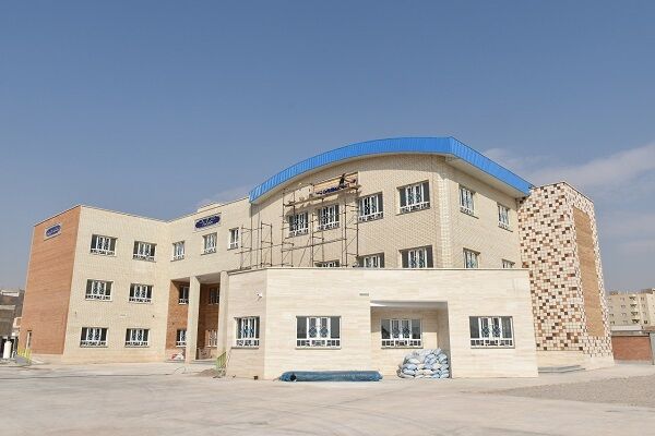 ببینید | تکمیل مدرسه مسکن مهر گرمسار از محل اعتبار سازمان
ملی زمین و مسکن