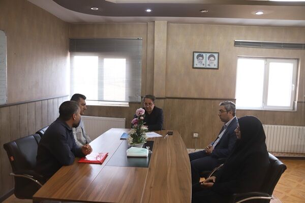 ببینید | دیدار مردمی مدیرکل راه و شهرسازی استان البرز در
شهرستان ساوجبلاغ