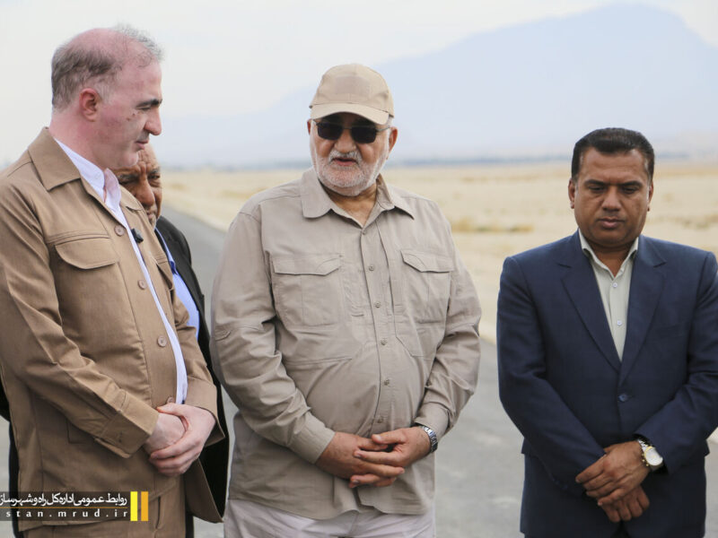 ببینید |قطعه نخست باند دوم محور لار – بندرعباس به طول ۱۰
کیلومتر وارد مرحله بهره‌ برداری آزمایشی شد