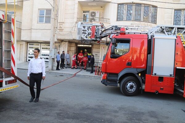 ببینید | مانور عملیاتی اطفاء حریق و تخلیه اضطراری ساختمان
اداره‌کل راه و شهرسازی استان البرز