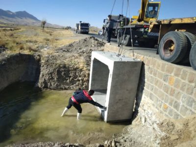 ببینید | نصب باکس با دهانه ۲.۵ متر جهت تعریض پل و رمپ در
فارسینج محور سنقر به صحنه استان کرمانشاه