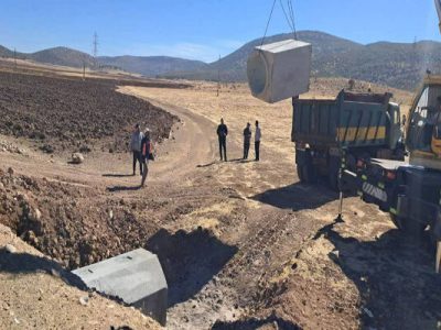 ببینید | نصب باکس بتنی جهت تعریض آبرو محور اسلام
آباد_گیلانغرب استان کرمانشاه