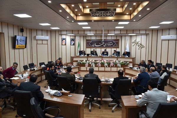 ببینید | پنجمین جلسه کمیسیون ایمنی راه های استان سمنان در
سال ۱۴۰۴