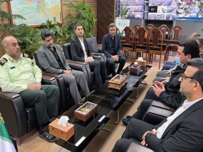 ببینید|دیدار مدیرکل راهداری و حمل و نقل جاده‌ای استان البرز
با فرمانده انتظامی استان البرز
