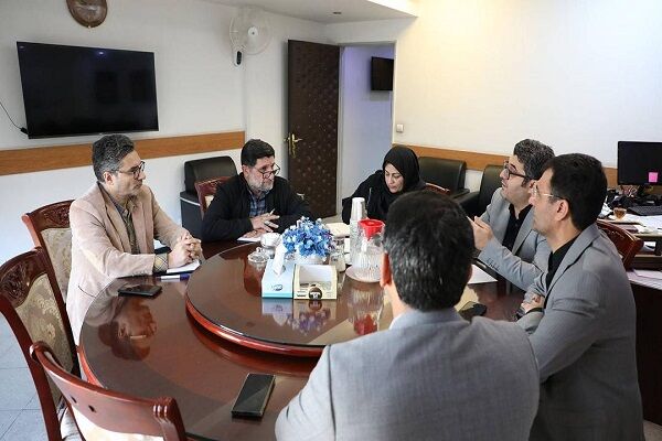 بررسی وضعیت مناسب سازی فضاهای شهری و ساختمانها برای معلولین
و توان یابان در شهرهای جدید