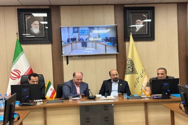 برگزاری نشست هم‌اندیشی مدیران رسانه‌ای یزد با محوریت تعامل و
اطلاع‌رسانی