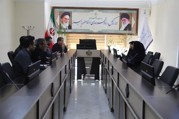 تأمین مسکن مددجویان و توسعه مراکز اورژانس اجتماعی محور
گفتگوی مدیران کل راه و شهرسازی و بهزیستی البرز