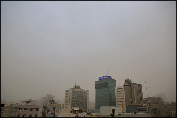 تداوم آلودگی هوا و شرایط ناسالم جوی برای تمامی گروه‌های سنی
در بیشتر شهرها