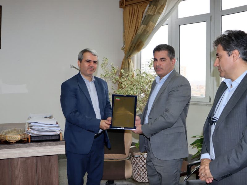 تقدیر مدیرکل راه و شهرسازی آذربایجان شرقی از همراهی دستگاه
قضایی در صیانت از اراضی ملی