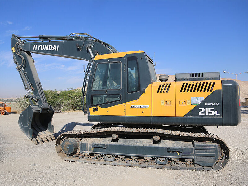 تقویت توان عملیاتی راهداری و راهسازی با ورود ماشین‌آلات
سنگین جدید به اداره‌کل راه و شهرسازی لارستان