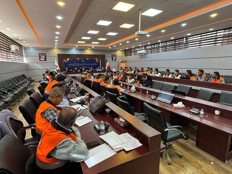 حضور منسجم اداره کل راهداری و حمل و نقل جاده ای فارس در
مانور مدیریت بحران