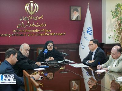 دستور وزیر راه و شهرسازی برای بهره برداری از راه آهن میانه-
اردبیل و خاش-چابهار تا پایان سال