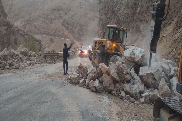رفع ۲۸ نقطه حادثه‌خیز در محورهای چهارمحال و
بختیاری 