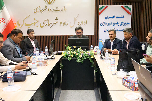 فعال‌سازی پروژه‌های راکد و اجرای طرح‌های بازآفرینی شهری در
جنوب کرمان