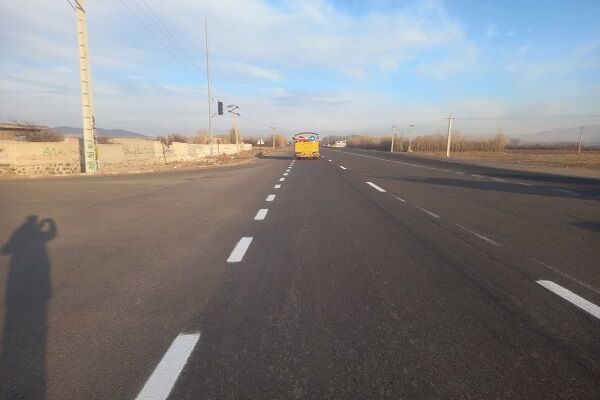 مشارکت گسترده نهادهای مختلف مرند در احداث و تکمیل محورهای
مواصلاتی