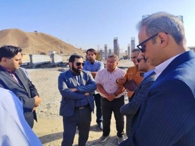 معاون زیربنایی سازمان پدافند غیرعامل کشور از عملیات ساخت پل
حرمک سیستان بازدید کرد