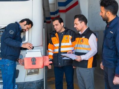 معاینه فنی بیش از ۲۰۷۰۰ دستگاه ناوگان سنگین در خراسان
جنوبی