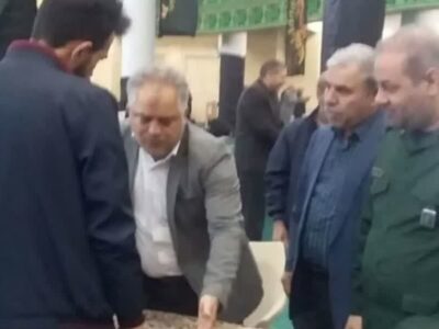 میز خدمت با حضور مدیر کل راه و شهرسازی استان زنجان برگزار
شد 