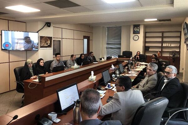 نشست هم‌اندیشی با نمایندگان و فعالان حقوق شهر دوستدار کودک،
معلولان و جانبازان